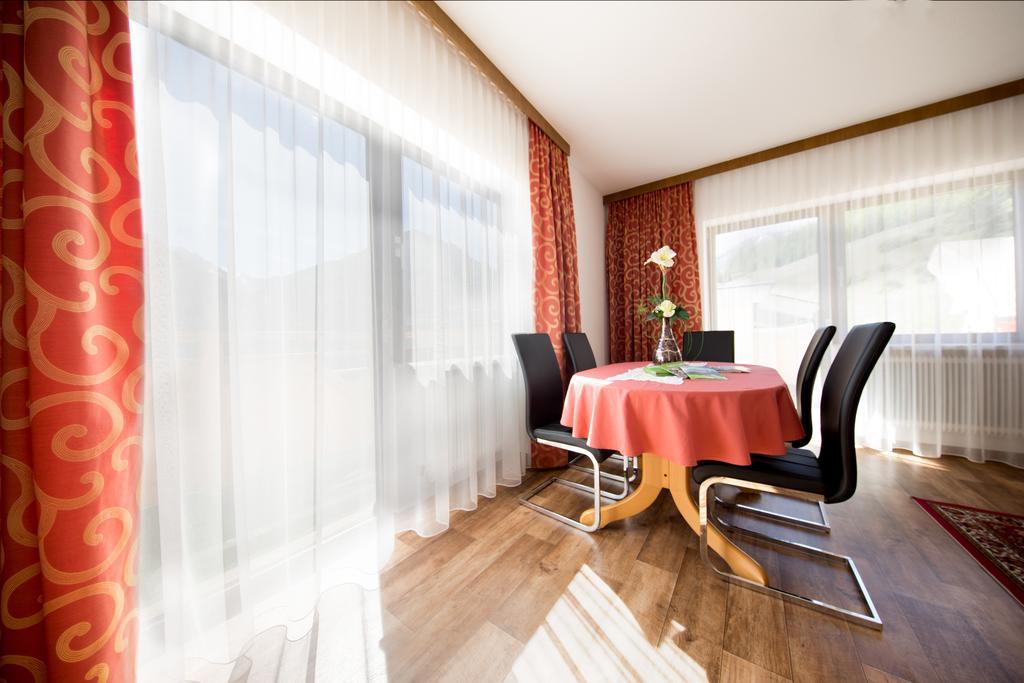 Pension Charly Sölden Exterior foto